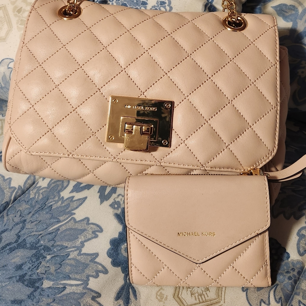 Michael Kors Purse and wallet set